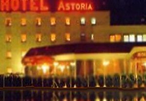 Les Salons Astoria Otel Massy  Dış mekan fotoğraf